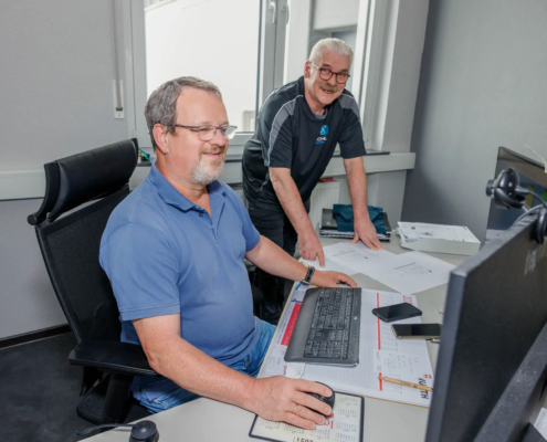 Achim Schuth Heizung & Solar - im Büro - Handwerk - Mitarbeitergewinnung