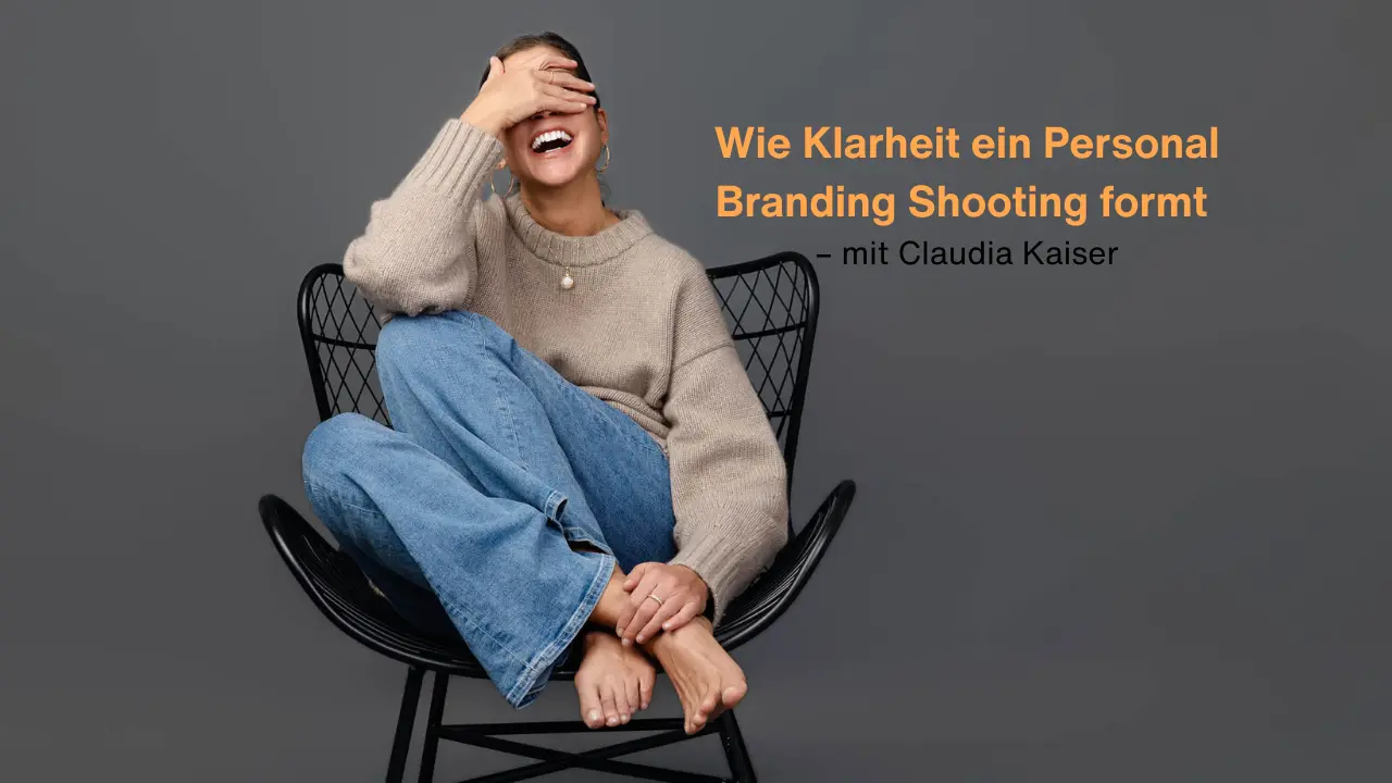 Portrait von Claudia Kaiser im Studio – Personal Branding Shooting mit ruhiger Ausstrahlung